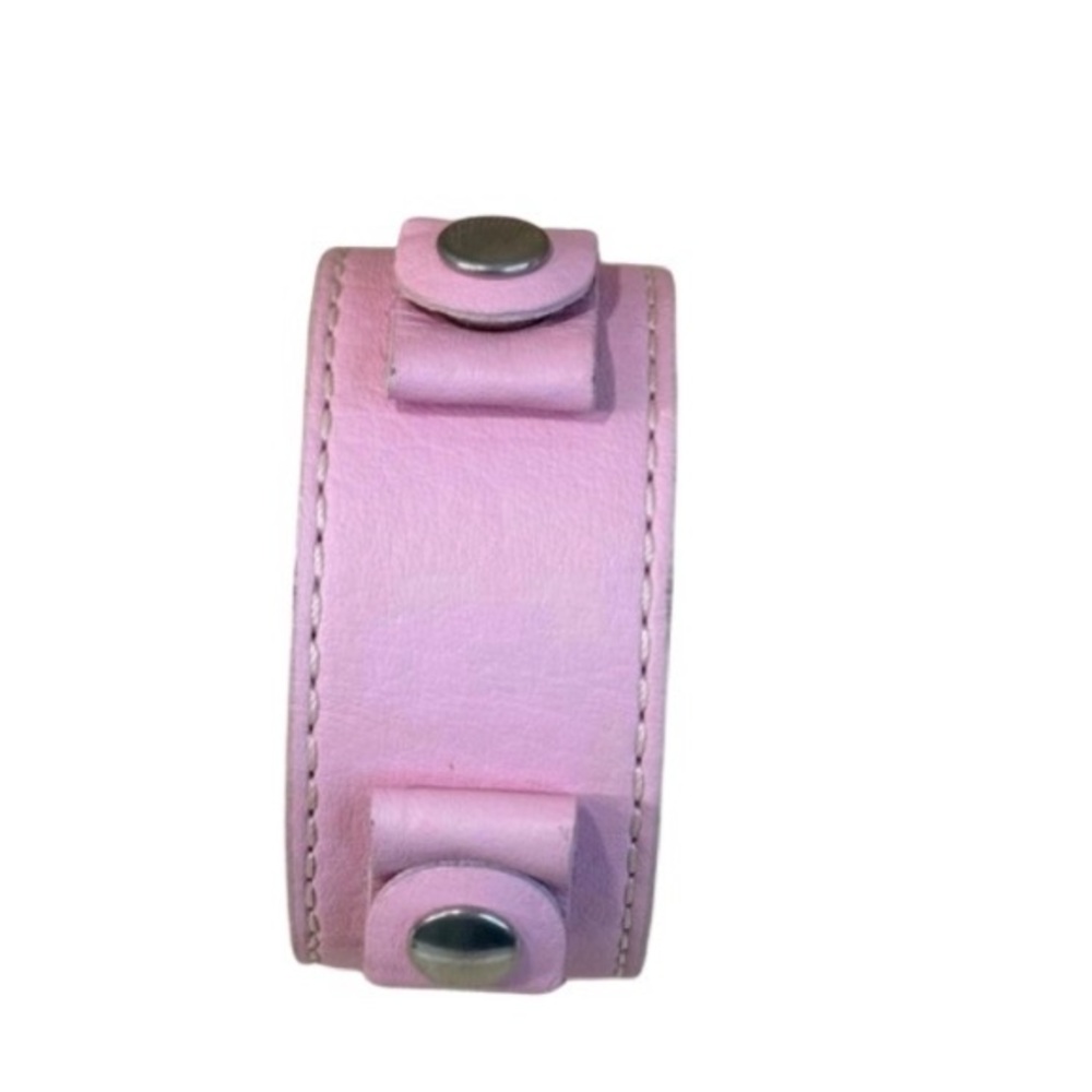 Fossil brand genuine leather pink cuff watch band turns into a braceletEUC